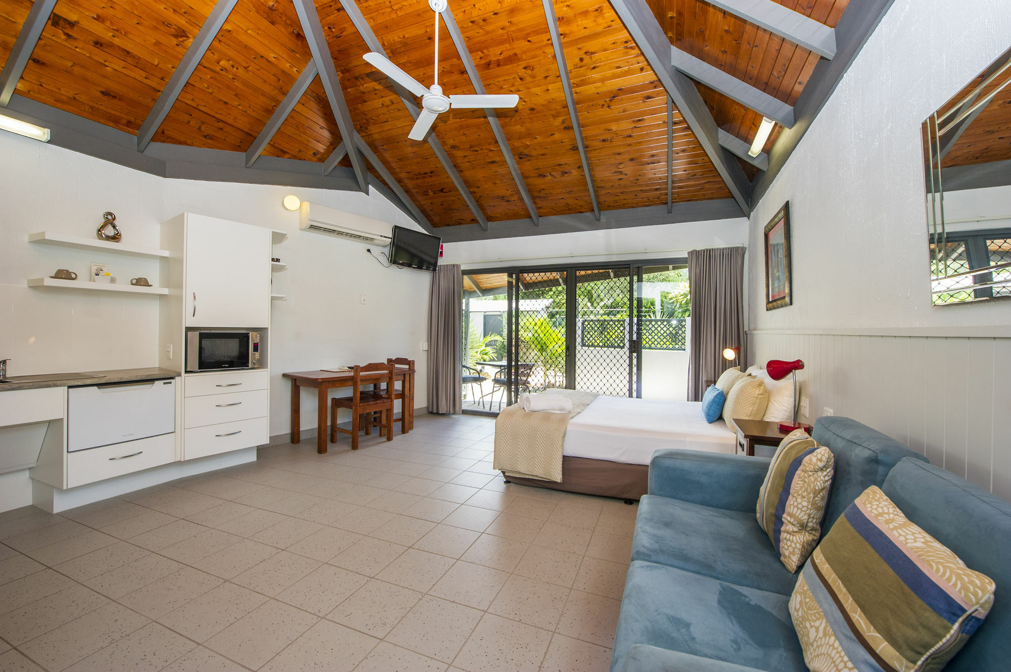 Island Leisure Resort Nelly Bay Exteriér fotografie